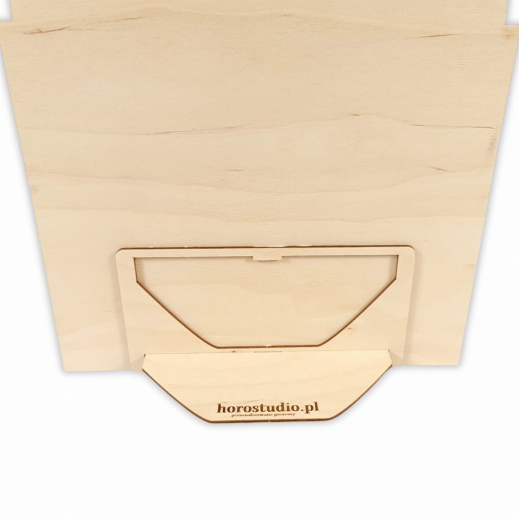 kalendarz na sklejce