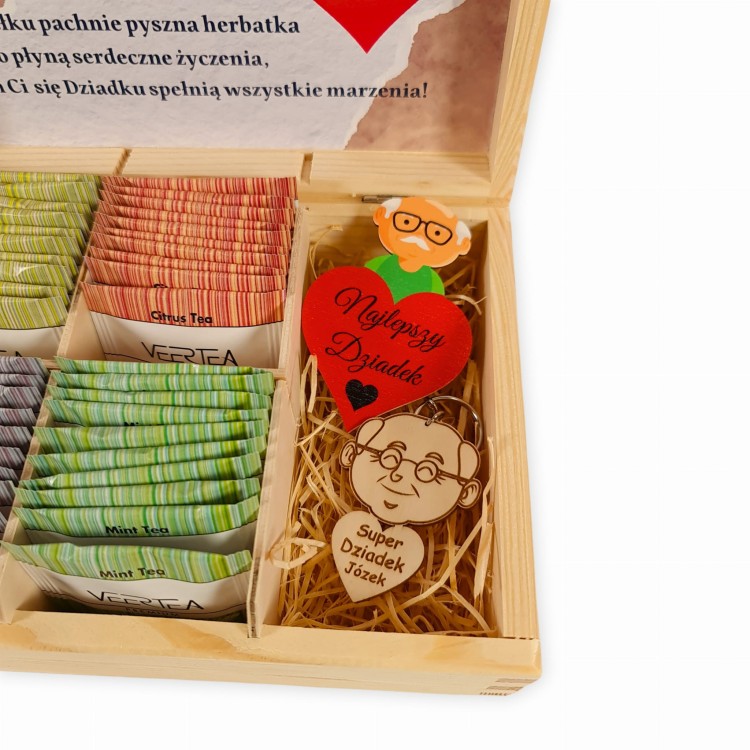 Skrzynka z herbatą prezent dla babci i dziadka