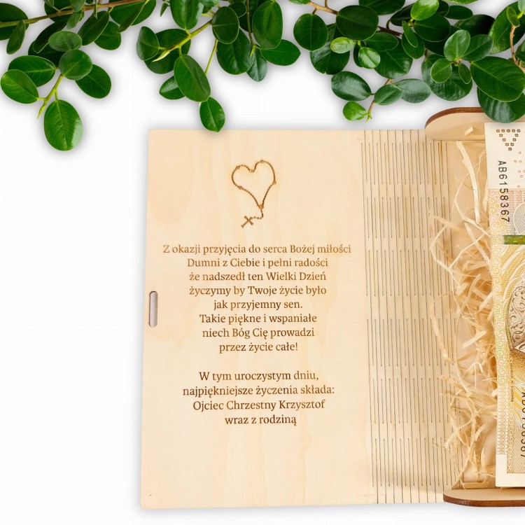Drewniane pudełko z życzeniami na komunię (3).jpg