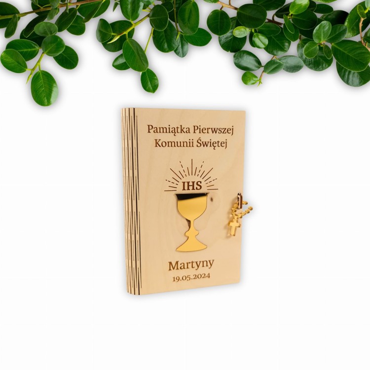 Drewniane pudełko na pieniądze pamiątka na komunie (2).jpg