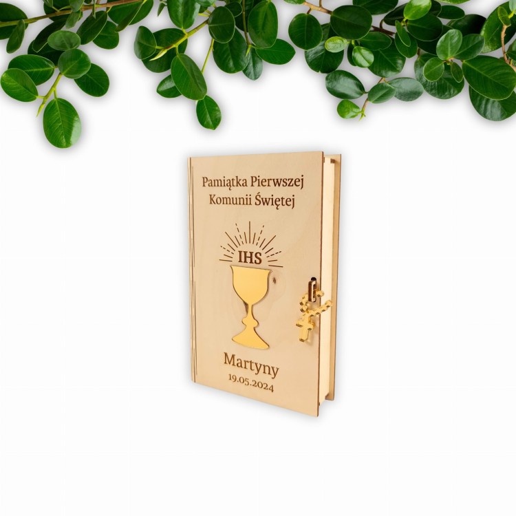 Drewniane pudełko na pieniądze pamiątka na komunie (3).jpg