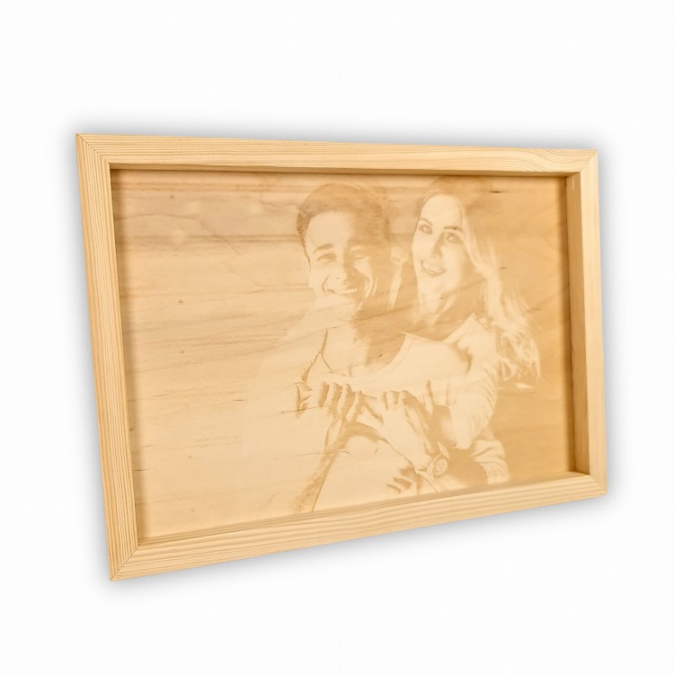 portret grawerowany w ramce.jpg