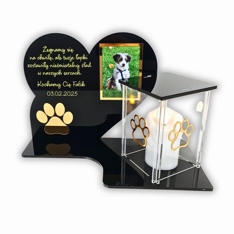 Nagrobek dla psa.jpg