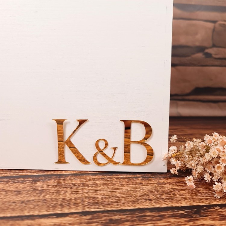 Inicjały na pudełko ślub.jpg