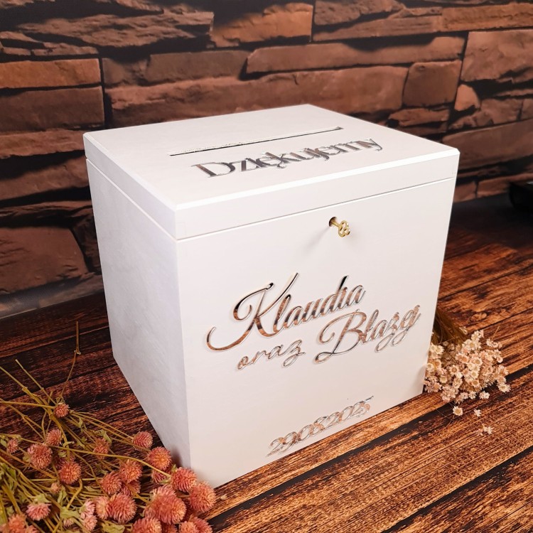 Srebrne pudełko na obrączki.jpg