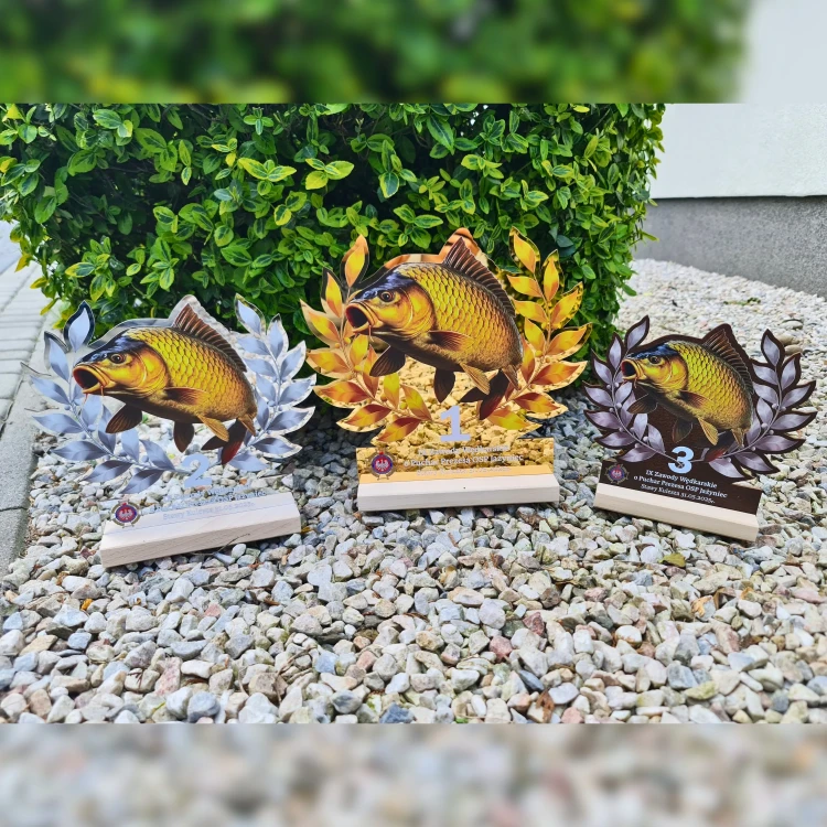 Statuetki wędkarskie.webp