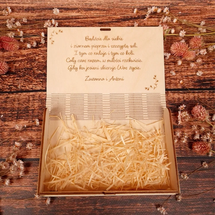 Pudełko na pieniądze na rocznicę ślubu.webp