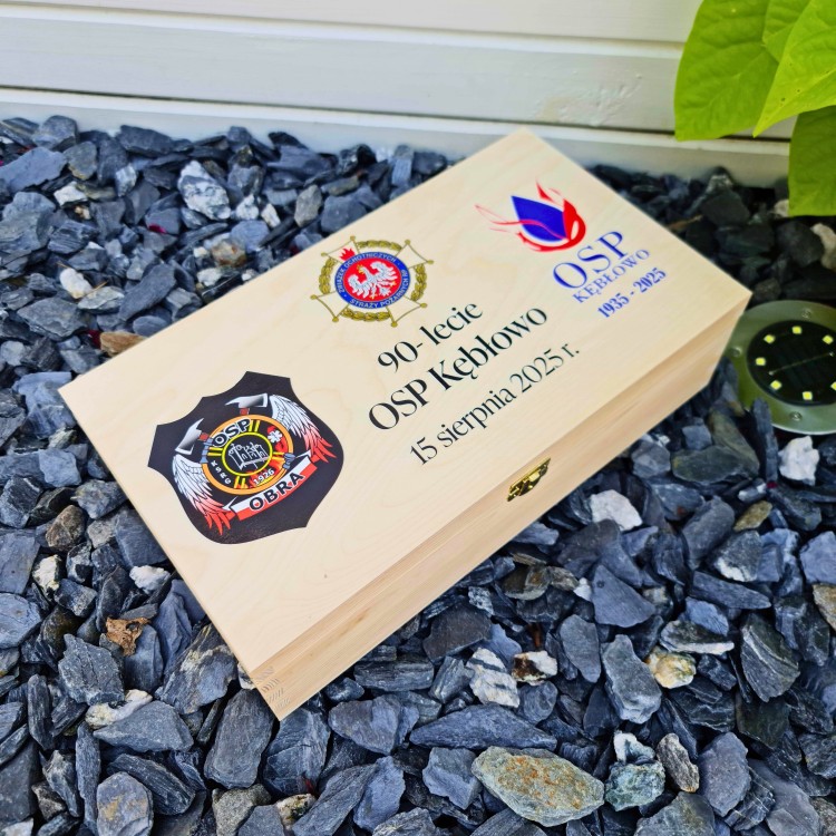 Prezent pamiątka na jubileusz jednoski.jpg
