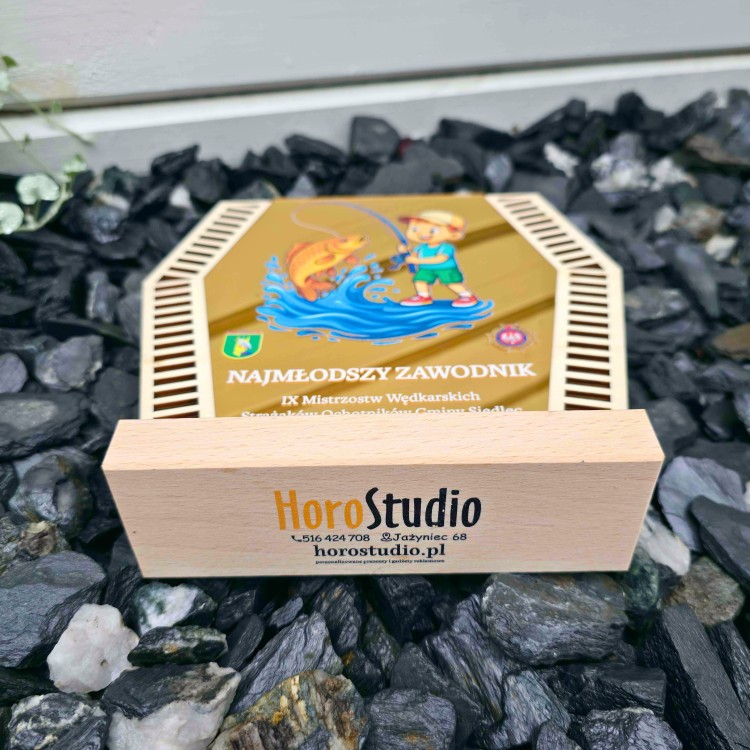 Statuetka HoroStudio.jpg