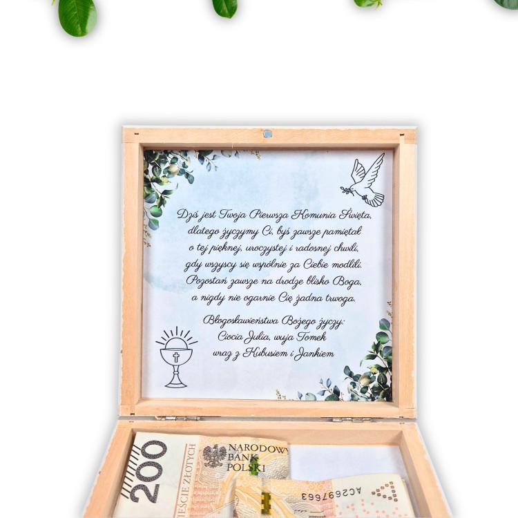 Pudełko z życzeniami na pierwszą komunię
