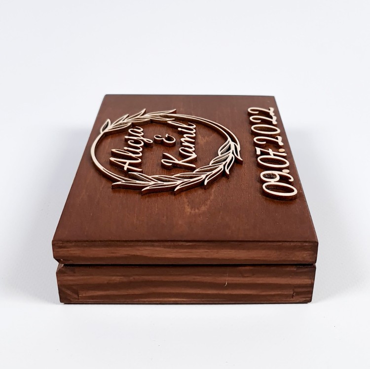 Pudełko na obrączki z Imionami Pary Młodej