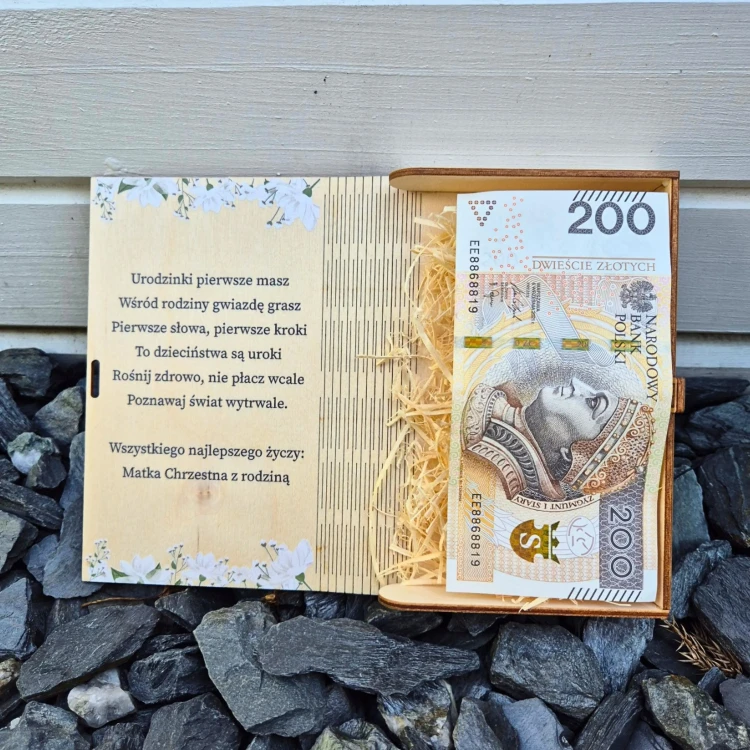 prezent na pierwsze urodziny dziecka